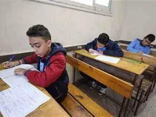 موعد امتحانات الصف الثالث الإعدادي الترم الثاني 2025 محافظة أسيوط