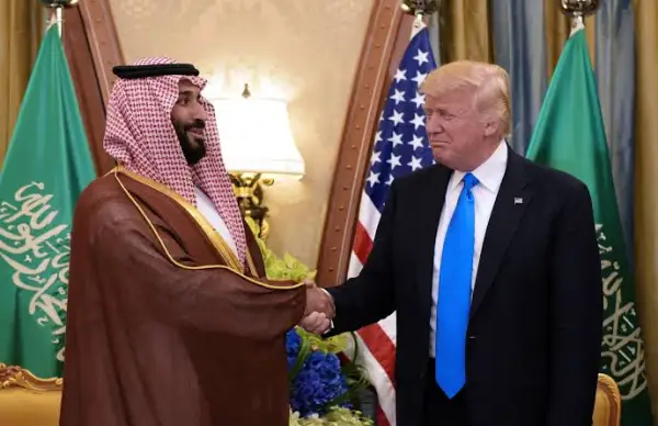 مكاسب ترامب من زيارته الخليجية 2025: صفقات ضخمة واستثمارات استراتيجية تعزز التعاون الأمريكي الخليجي