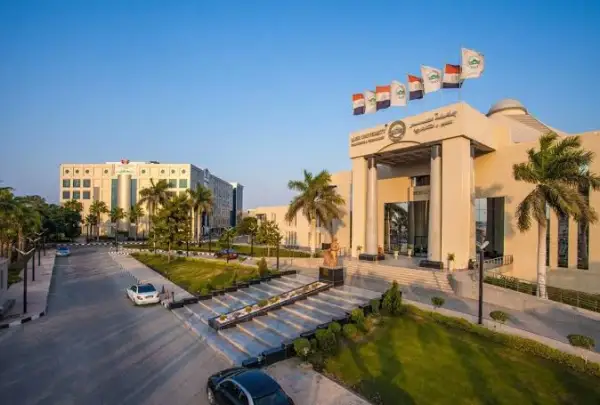 جامعة مصر للعلوم والتكنولوجيا 2025 | تنسيق ومصاريف وشروط القبول والتخصصات